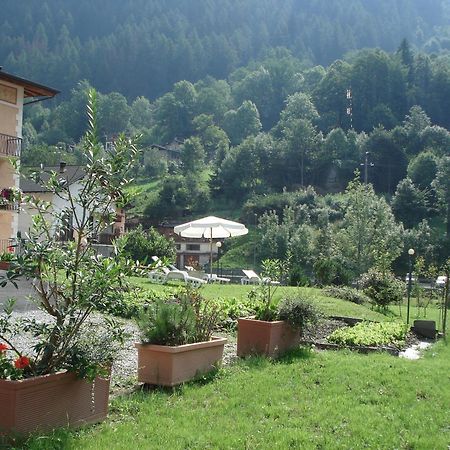Hotel Pedretti Бранці Екстер'єр фото