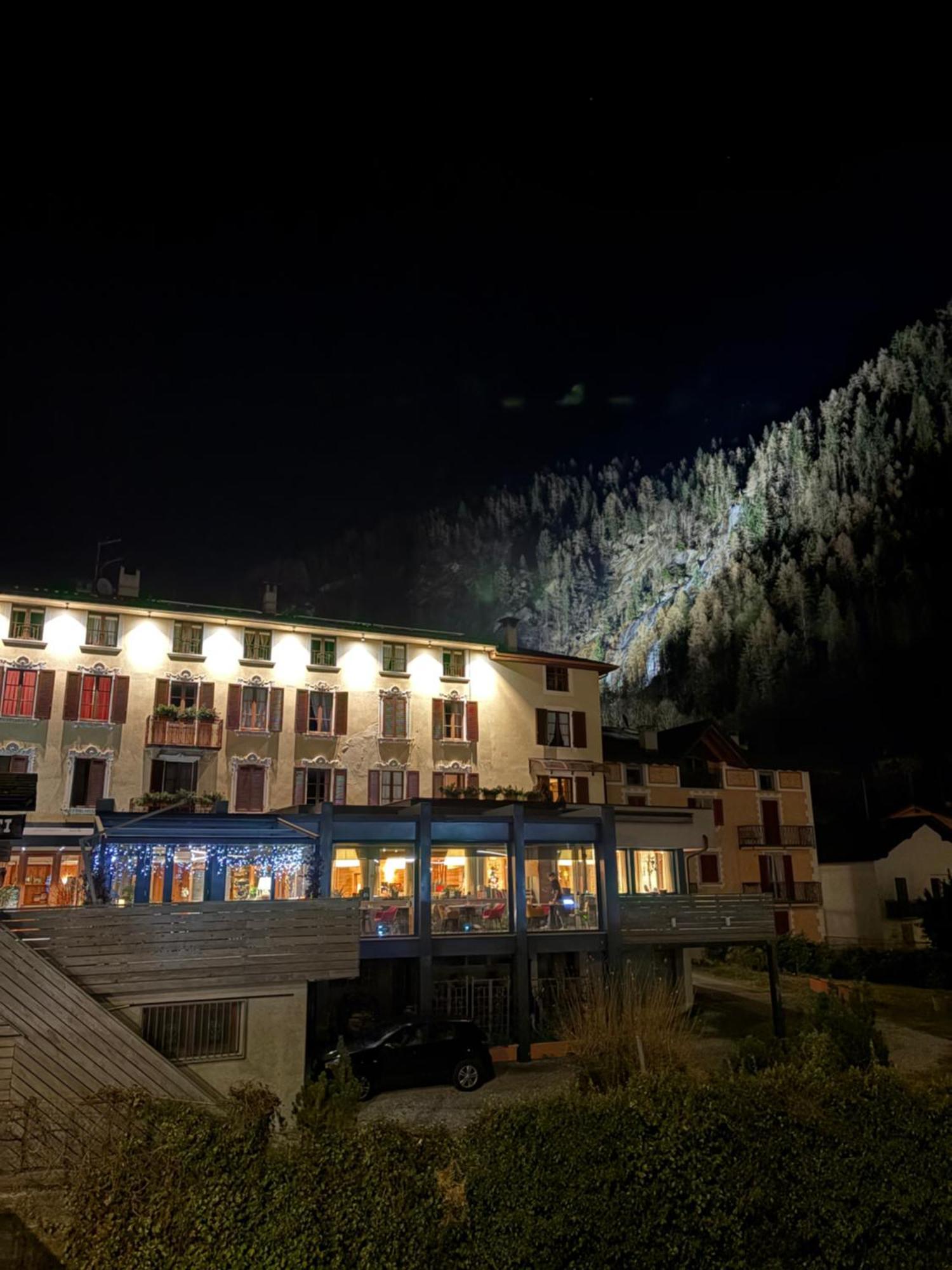 Hotel Pedretti Бранці Екстер'єр фото