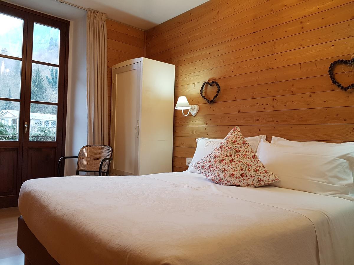 Hotel Pedretti Бранці Екстер'єр фото